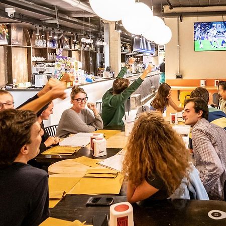 Marathon Hostel ジェノヴァ エクステリア 写真